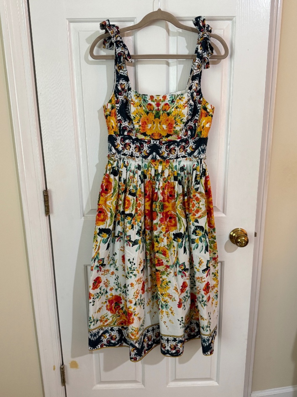Antonio Melani Size 4 floral